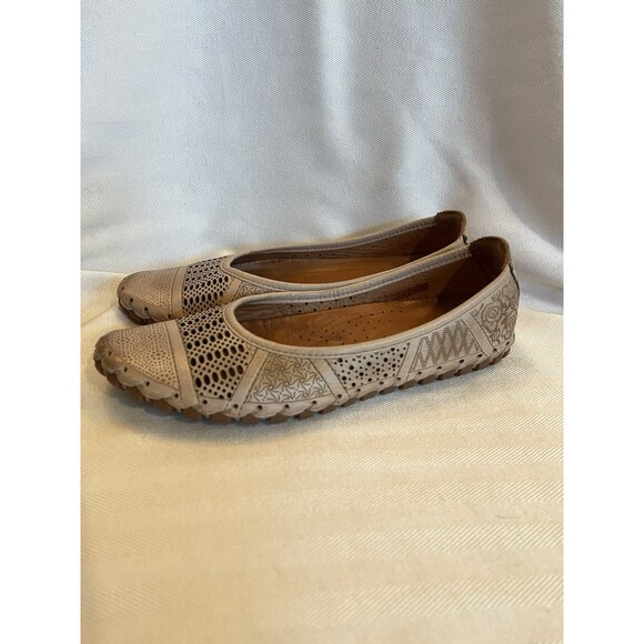 Spring Step Perforated Pink  Soft Leather Ballet Easy Comfort Flats‎ Women’s 7 - Picture 2 of 11